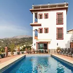 La Villa Canillas de Albaida