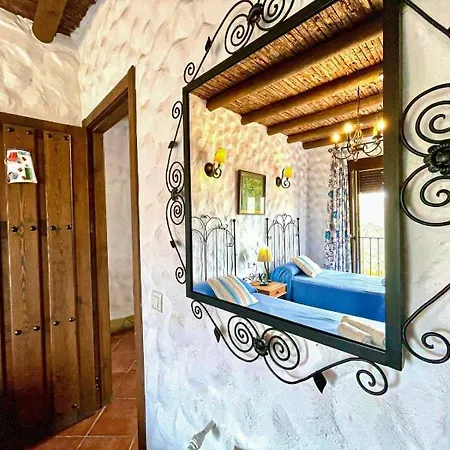 La Villa Canillas de Albaida